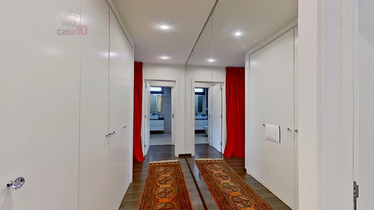 Apartamento T5 para Venda em Moscavide e Portela Foto 23