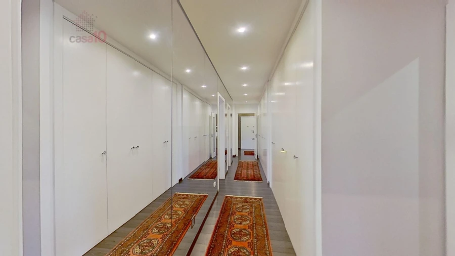 Apartamento T5 para Venda em Moscavide e Portela Foto 11