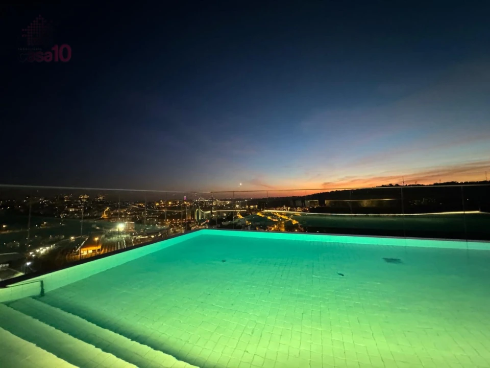 Apartamento T3 para Venda em Campolide Foto 32