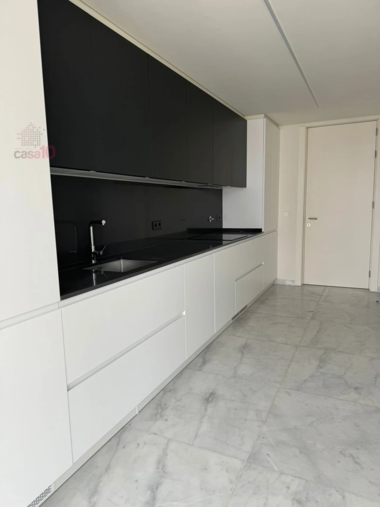 Apartamento T3 para Venda em Campolide Foto 7