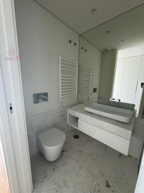 Apartamento T3 para Venda em Campolide