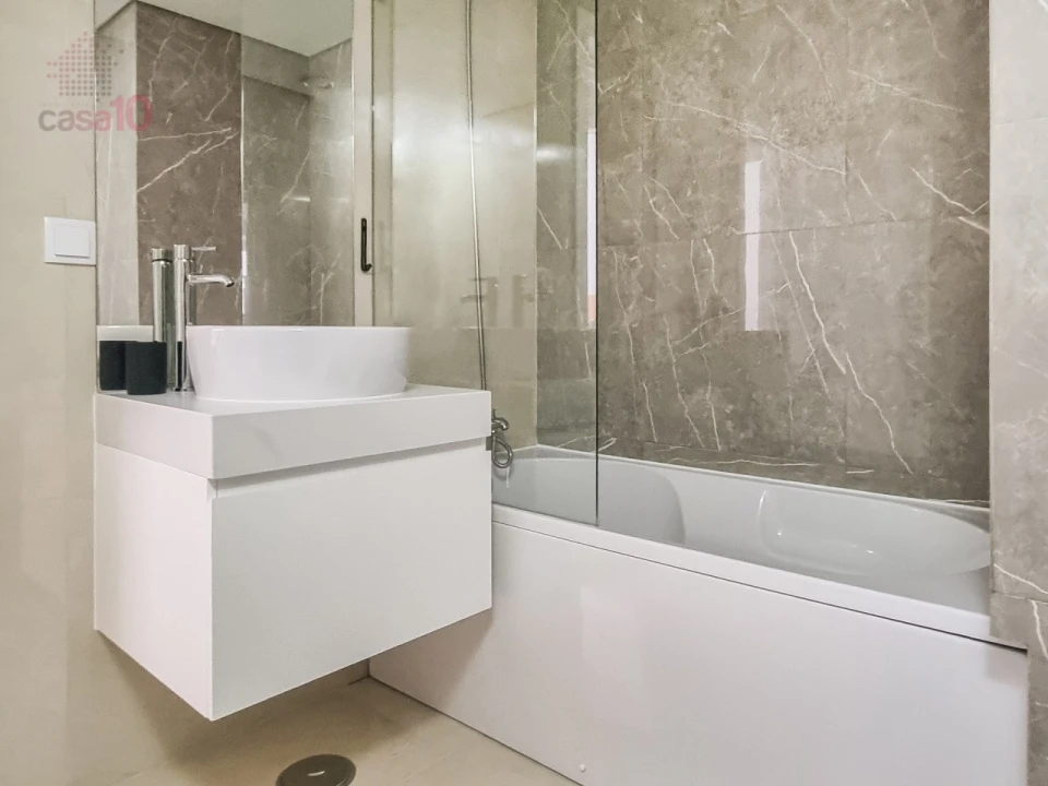 Apartamento T2 para Venda em Arroios Foto 19
