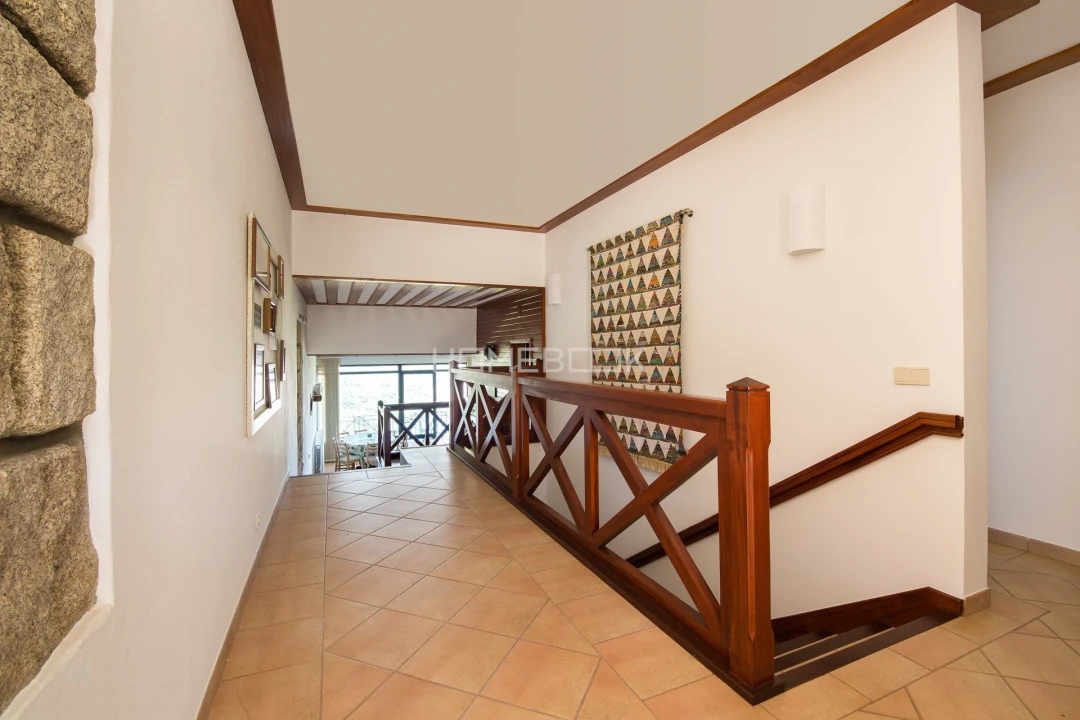 Moradia T7 para Venda em Caniçada e Soengas Foto 30