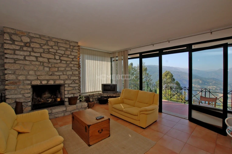 Moradia T7 para Venda em Caniçada e Soengas Foto 23