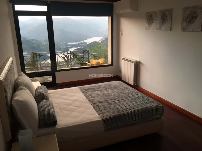 Moradia T7 para Venda em Caniçada e Soengas Foto 12