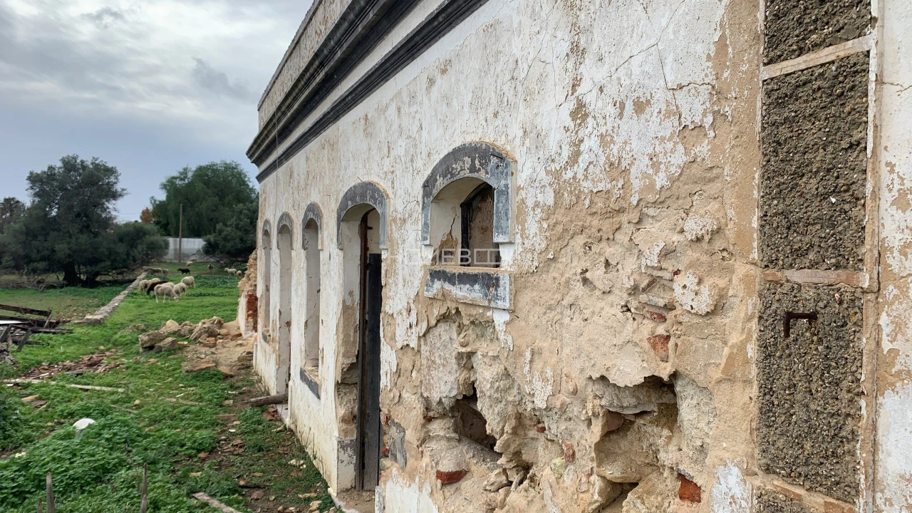 Quinta T6 para Venda em Santa Luzia Foto 6