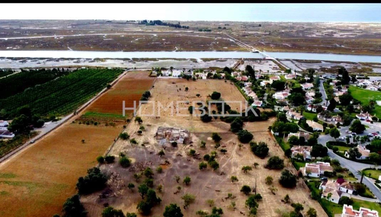 Quinta T6 para Venda em Santa Luzia Foto 4