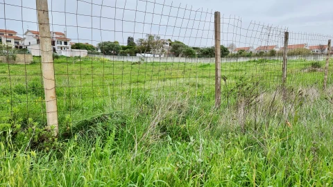 Terreno para Venda em Rio de Mouro