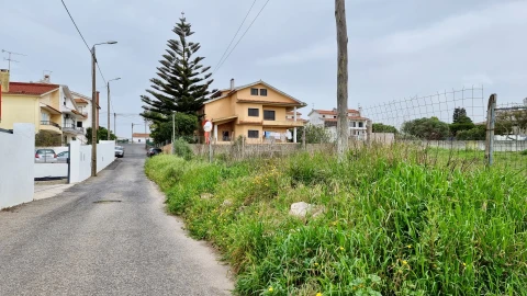 Terreno para Venda em Rio de Mouro