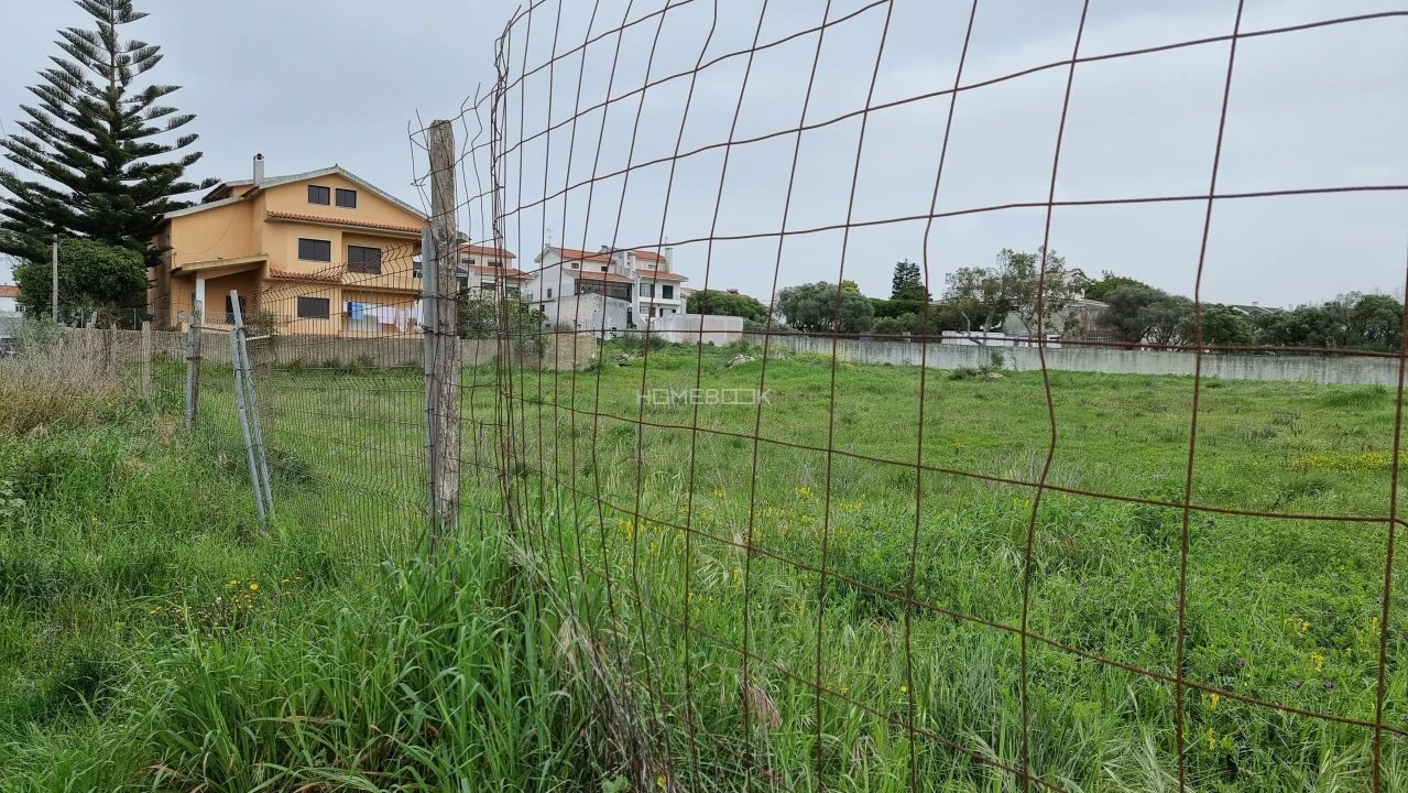 Terreno para Venda em Rio de Mouro Foto 2