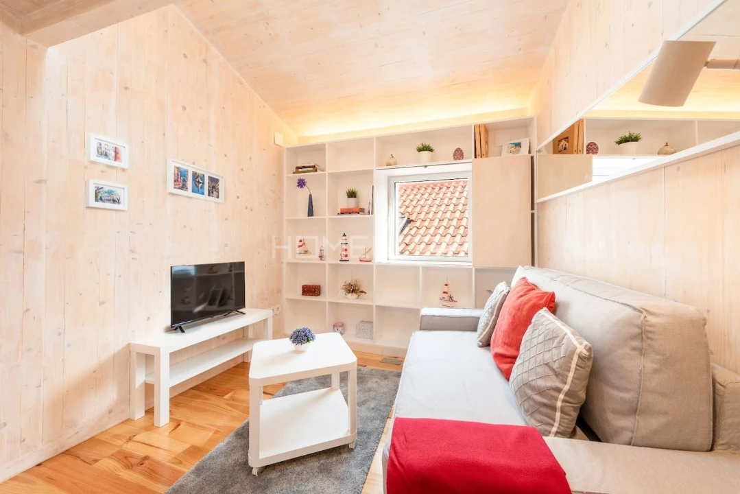 Apartamento T1 para Venda em Santa Maria Maior Foto 2
