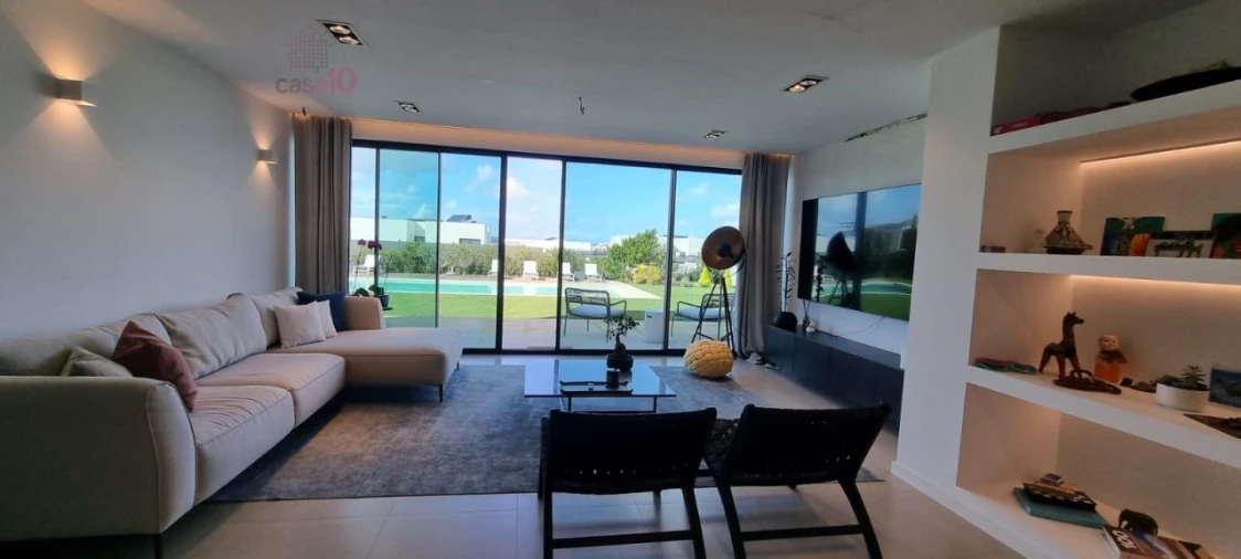 Moradia T5 para Venda em Alfragide Foto 8