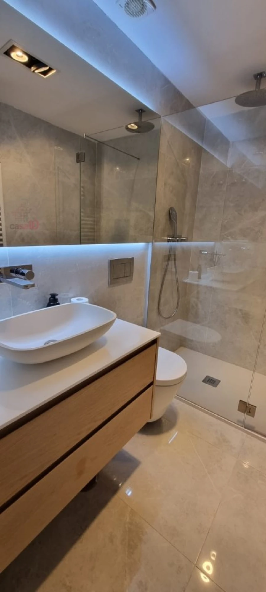 Moradia T5 para Venda em Alfragide Foto 41