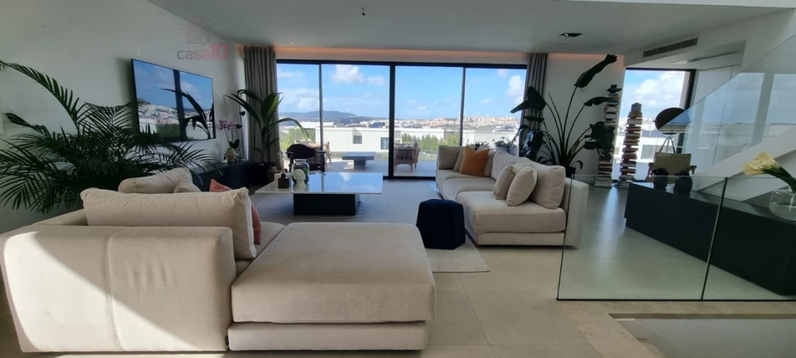 Moradia T5 para Venda em Alfragide Foto 14