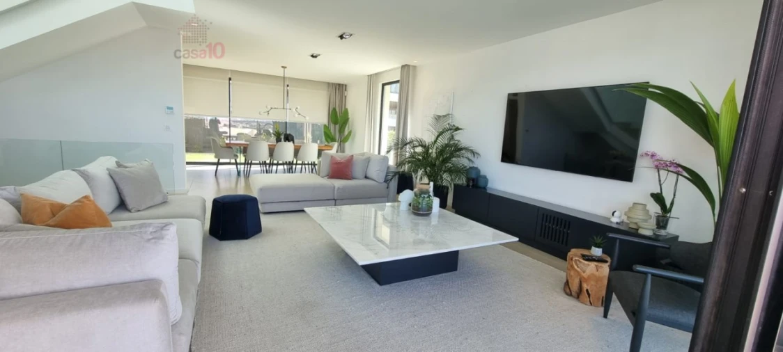 Moradia T5 para Venda em Alfragide Foto 18