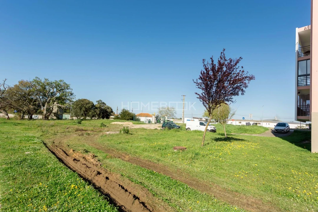 Terreno para Venda em Quinta do Anjo Foto 1
