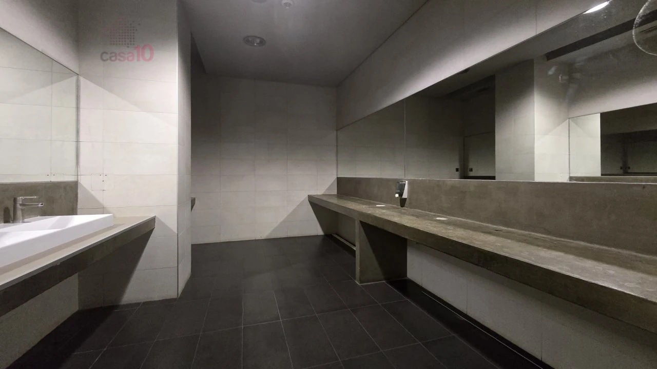 Loja para Venda em Parque das Nações Foto 19