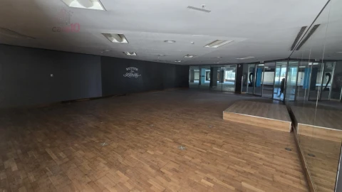 Loja para Venda em Parque das Nações