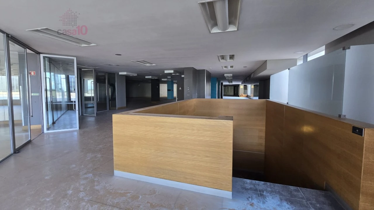 Loja para Arrendamento em Parque das Nações Foto 35