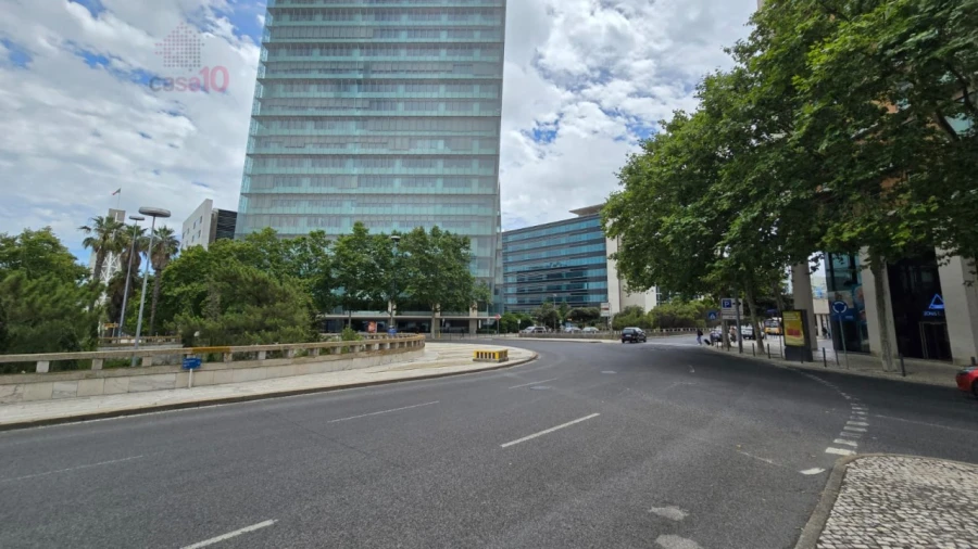 Loja para Arrendamento em Parque das Nações Foto 41