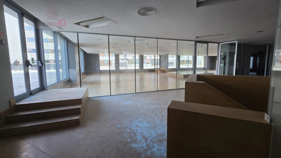 Loja para Arrendamento em Parque das Nações Foto 36