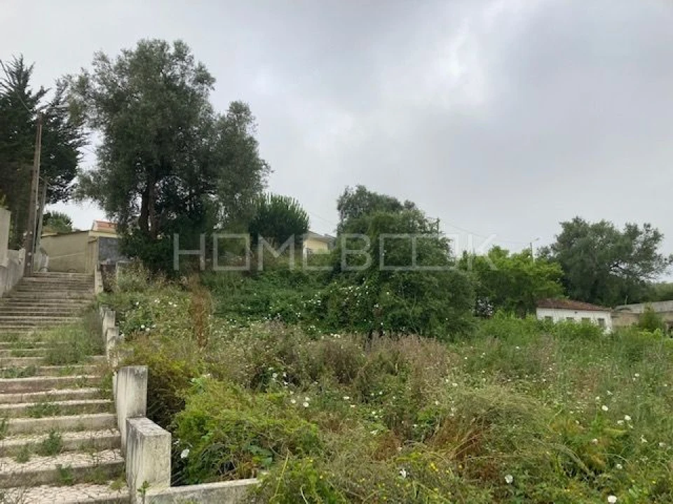 Terreno para Venda em Agualva e Mira-Sintra Foto 3