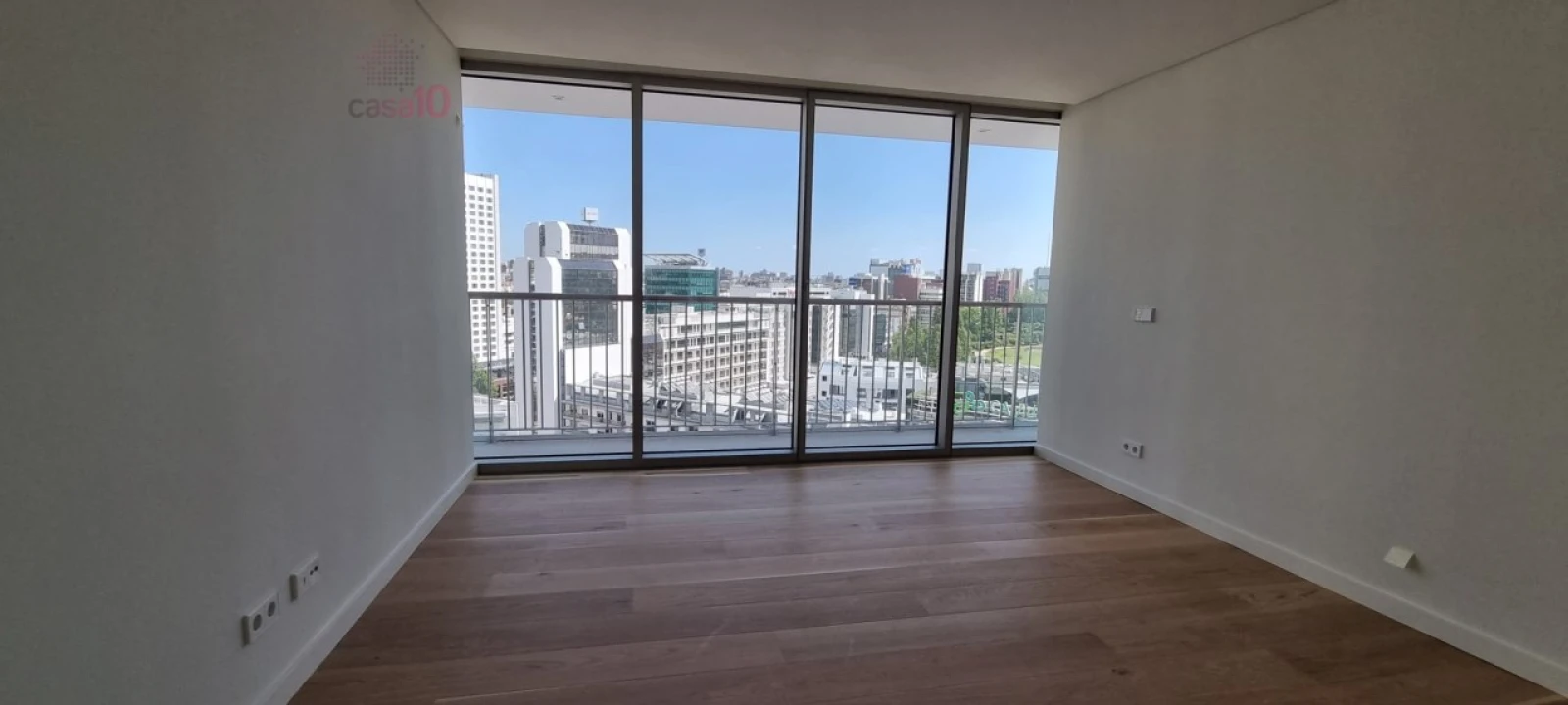 Apartamento T3 para Venda em Campolide Foto 16