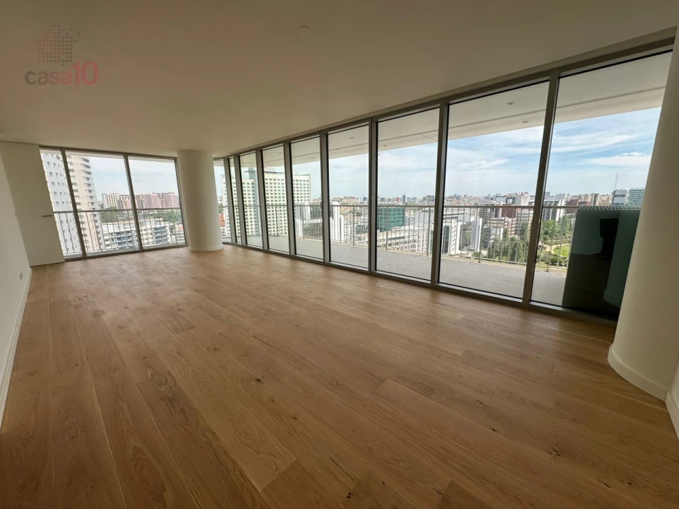 Apartamento T3 para Venda em Campolide Foto 8