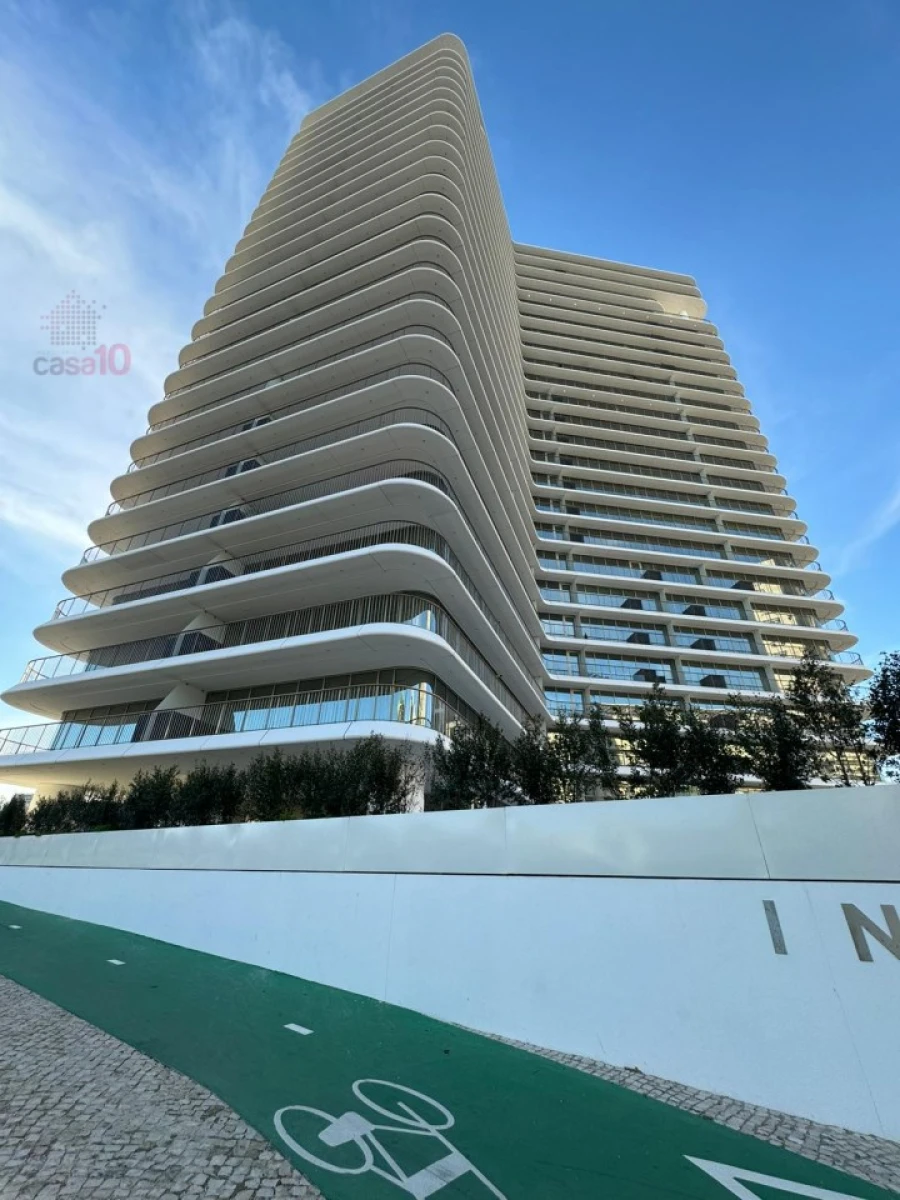 Apartamento T3 para Venda em Campolide Foto 37