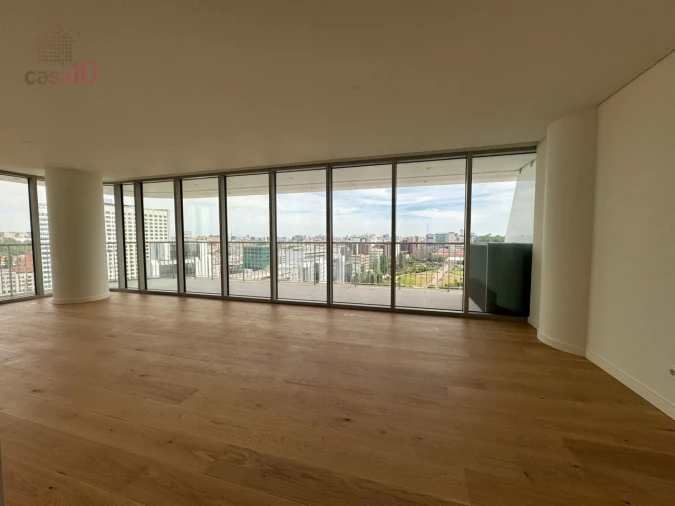 Apartamento T3 para Venda em Campolide Foto 6