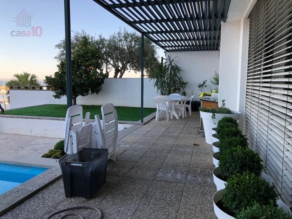 Apartamento T3 para Venda em Parque das Nações Foto 5