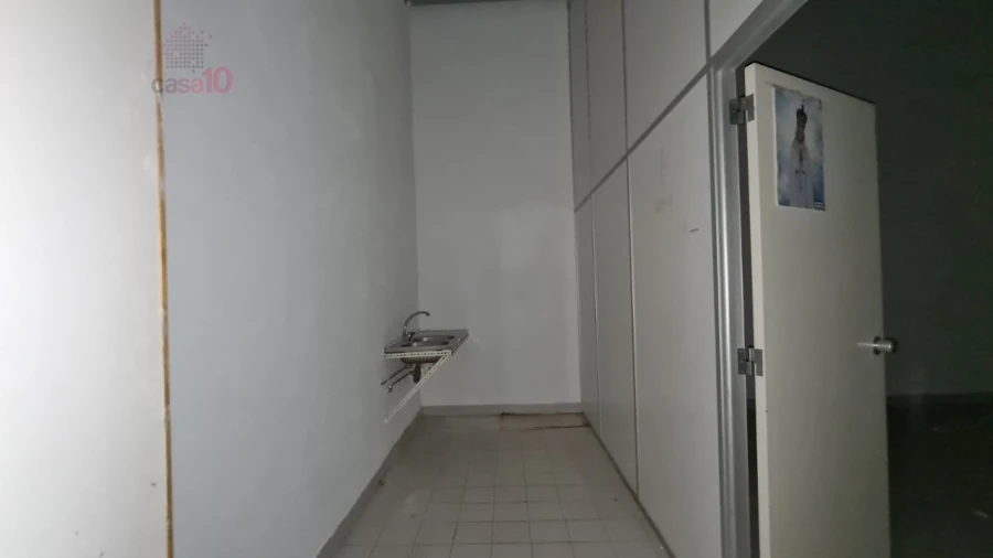 Armazém para Arrendamento em Marvila Foto 8