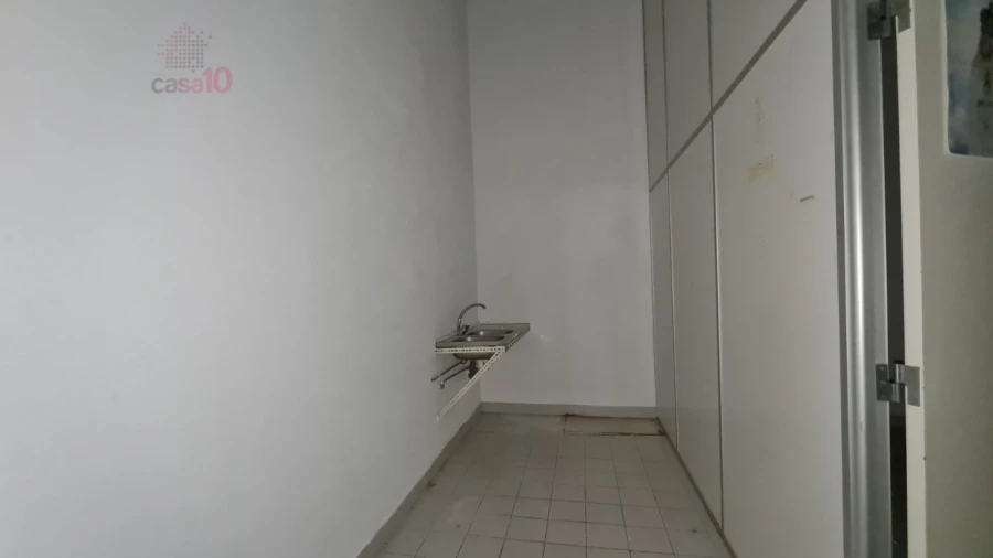 Armazém para Arrendamento em Marvila Foto 9