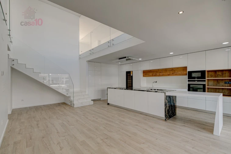 Apartamento T4 para Venda em Montijo e Afonsoeiro Foto 2