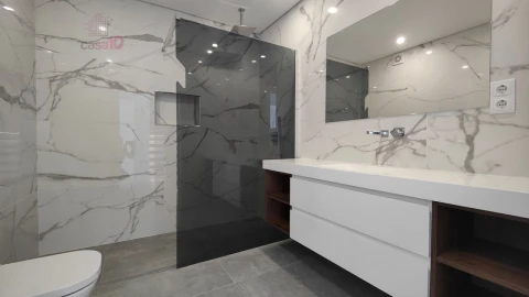 Apartamento T4 para Venda em Alcochete
