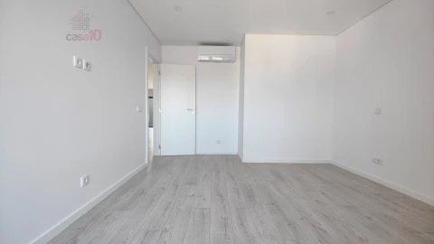 Apartamento T4 para Venda em Alcochete