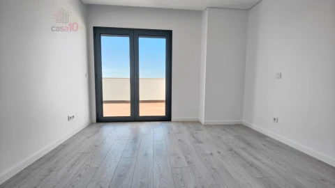 Apartamento T4 para Venda em Alcochete