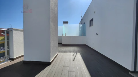 Apartamento T4 para Venda em Alcochete