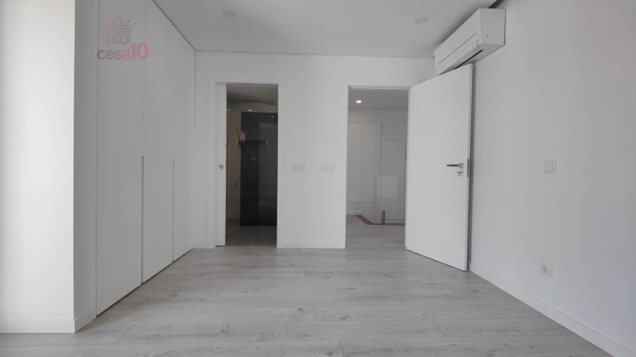 Apartamento T4 para Venda em Alcochete Foto 17