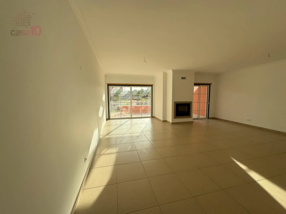 Moradia T3 para Arrendamento em Alcantarilha e Pêra Foto 7