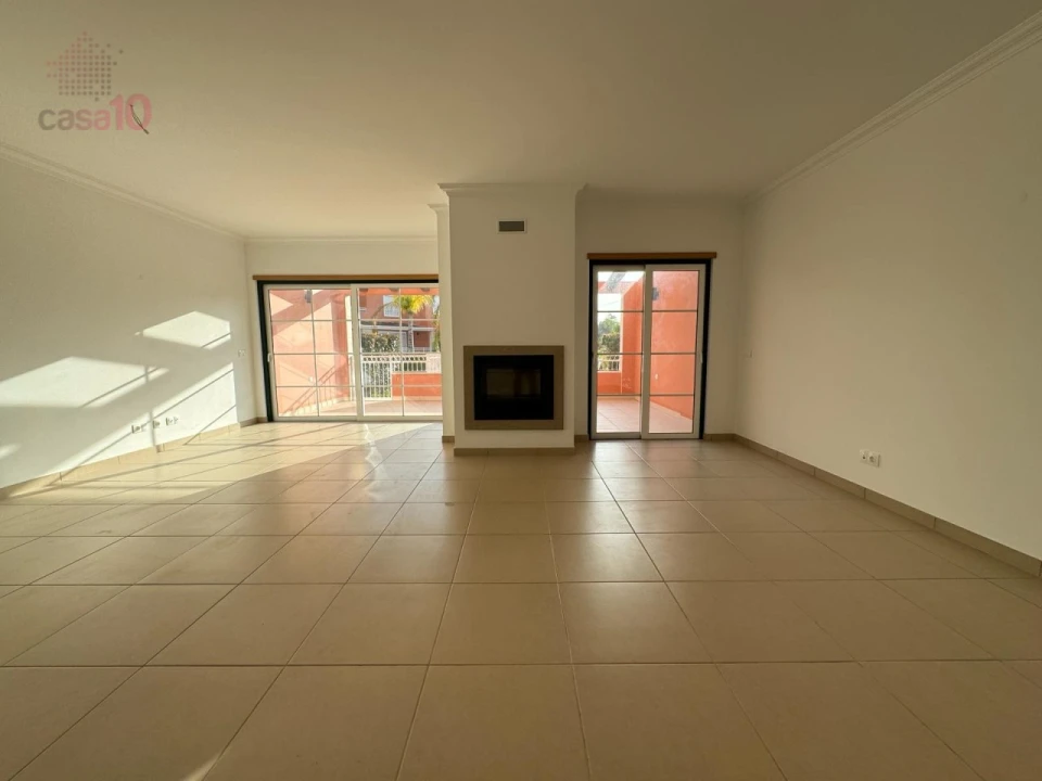 Moradia T3 para Arrendamento em Alcantarilha e Pêra Foto 8