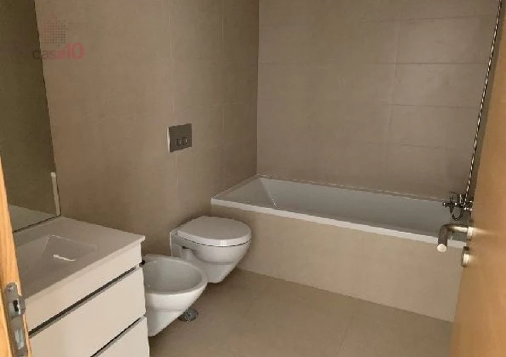 Moradia T3 para Arrendamento em Alcantarilha e Pêra Foto 17