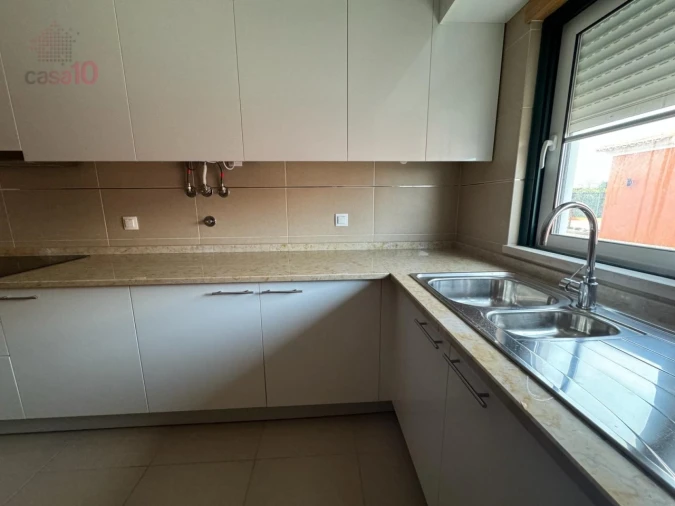 Moradia T3 para Arrendamento em Alcantarilha e Pêra Foto 12