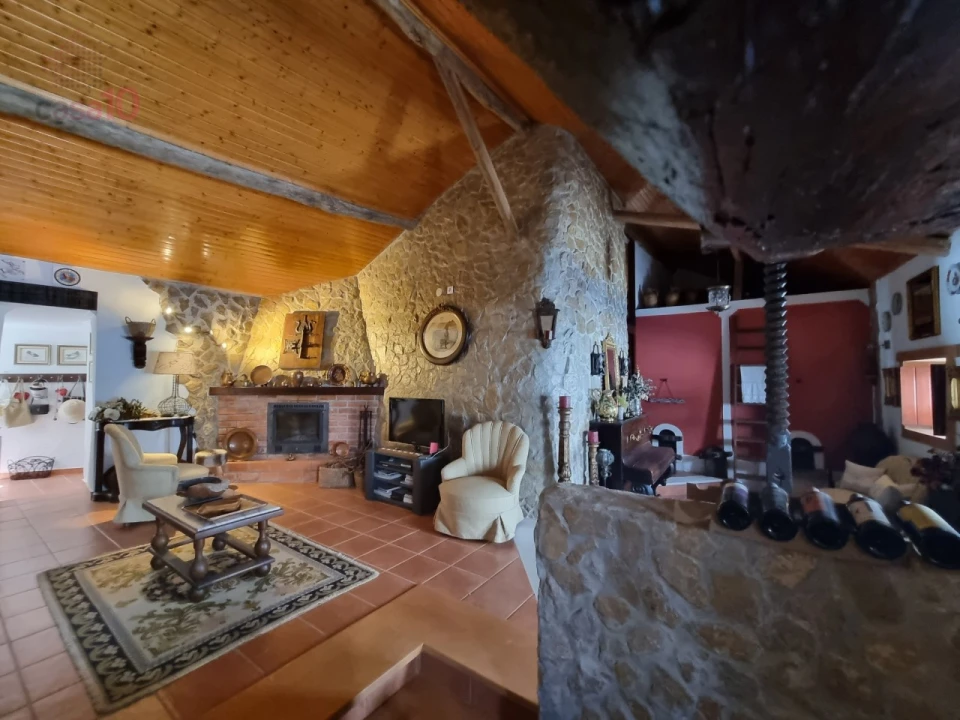 Moradia T3 para Venda em Vimeiro Foto 57