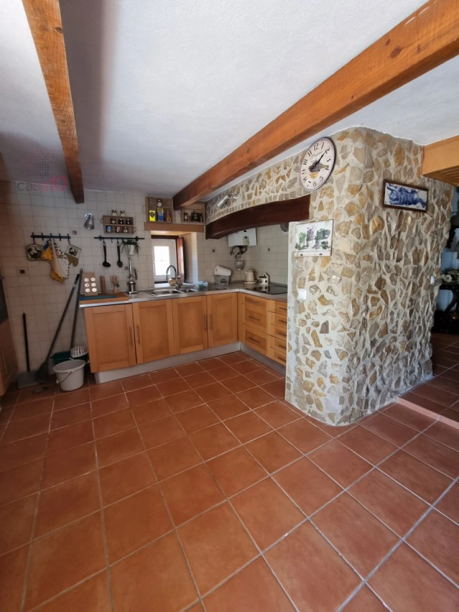 Moradia T3 para Venda em Vimeiro Foto 23