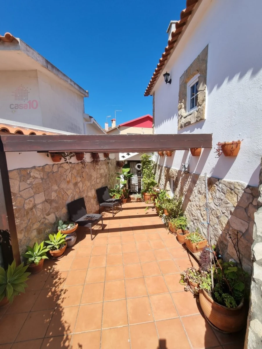 Moradia T3 para Venda em Vimeiro Foto 39