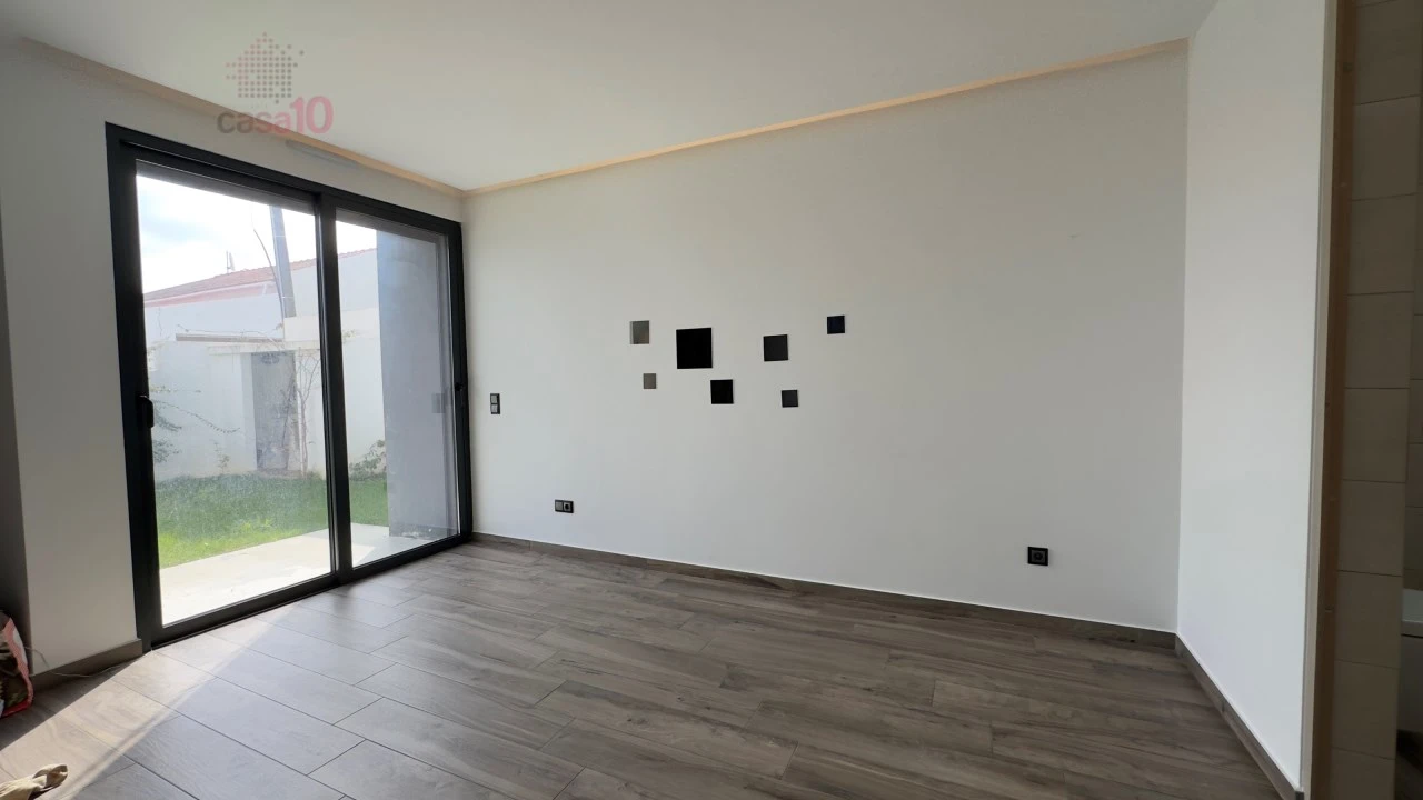 Moradia T4 para Venda em Beja (Santiago Maior e São João Baptista) Foto 30