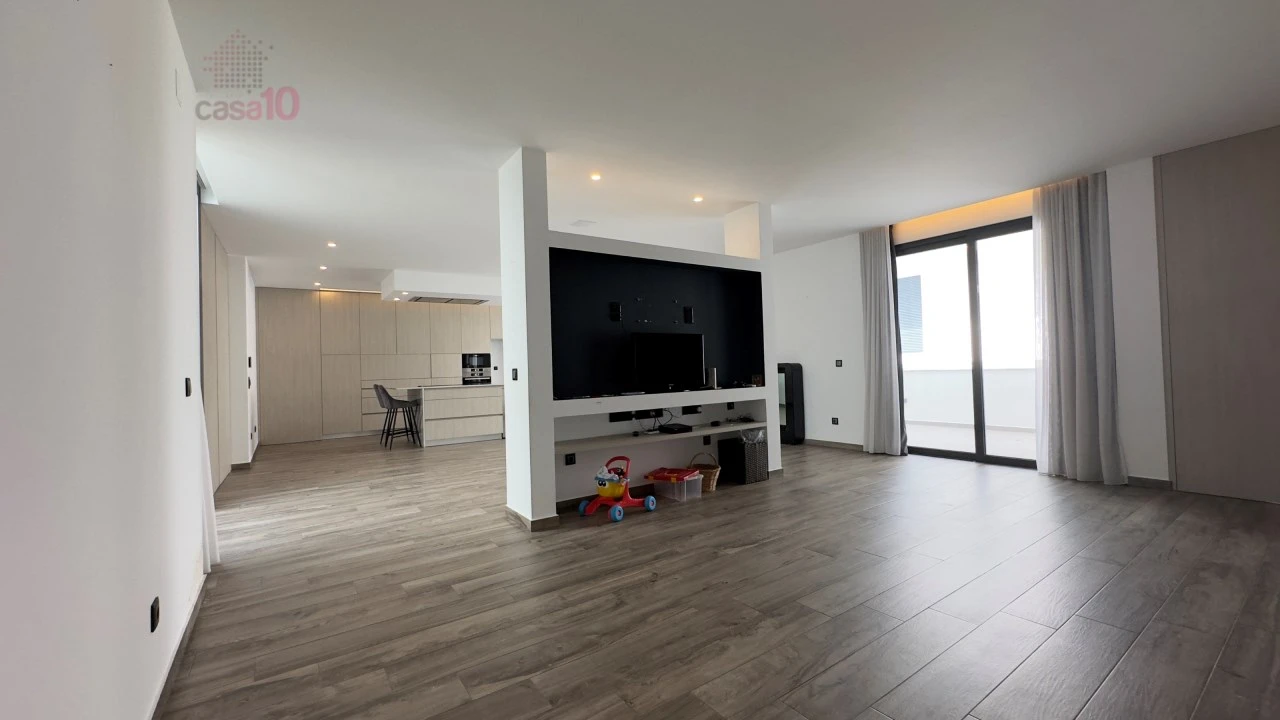 Moradia T4 para Venda em Beja (Santiago Maior e São João Baptista) Foto 25