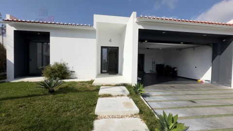 Moradia T4 para Venda em Beja (Santiago Maior e São João Baptista)