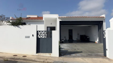 Moradia T4 para Venda em Beja (Santiago Maior e São João Baptista)